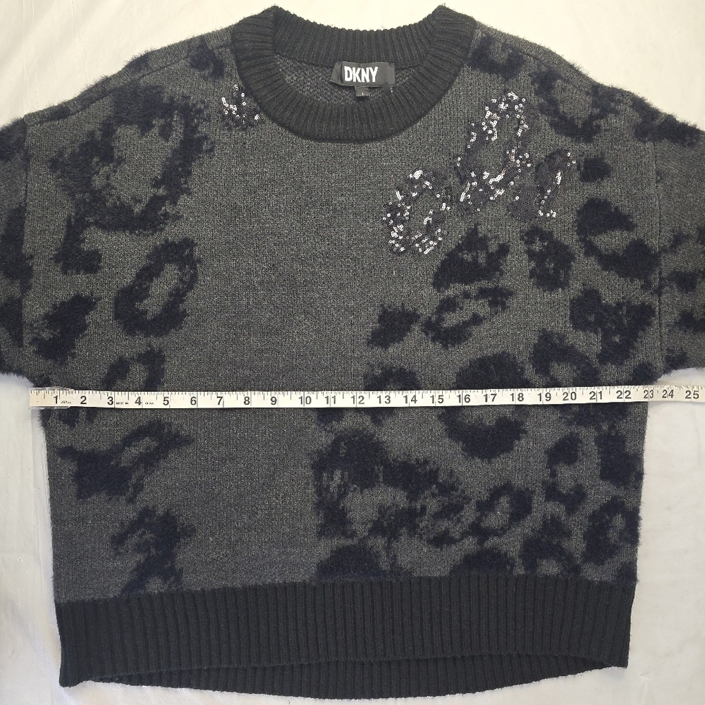 DKNY Sequin Sweater Gray Black Leopard Print Fuzzy Knit Long Sleeve Relaxed L - Picture 11 of 14